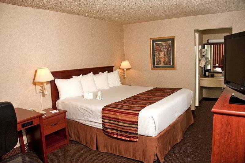 Best Western Sherwood Inn Clarksville Værelse billede
