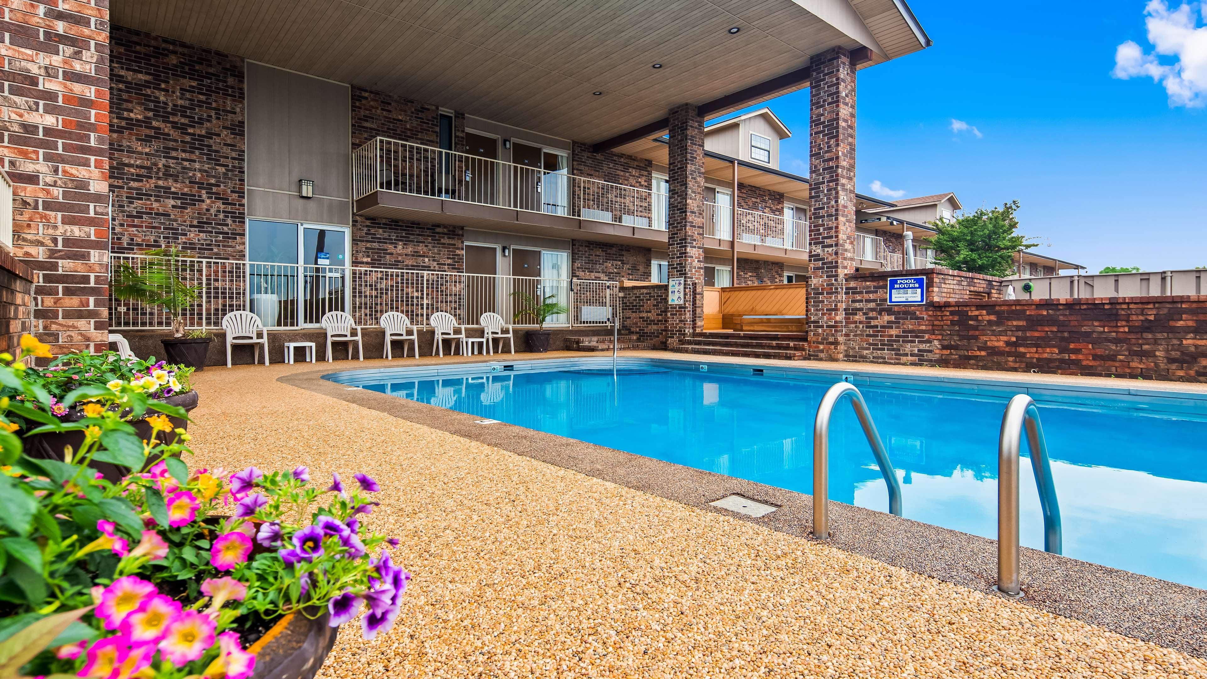 Best Western Sherwood Inn Clarksville Eksteriør billede