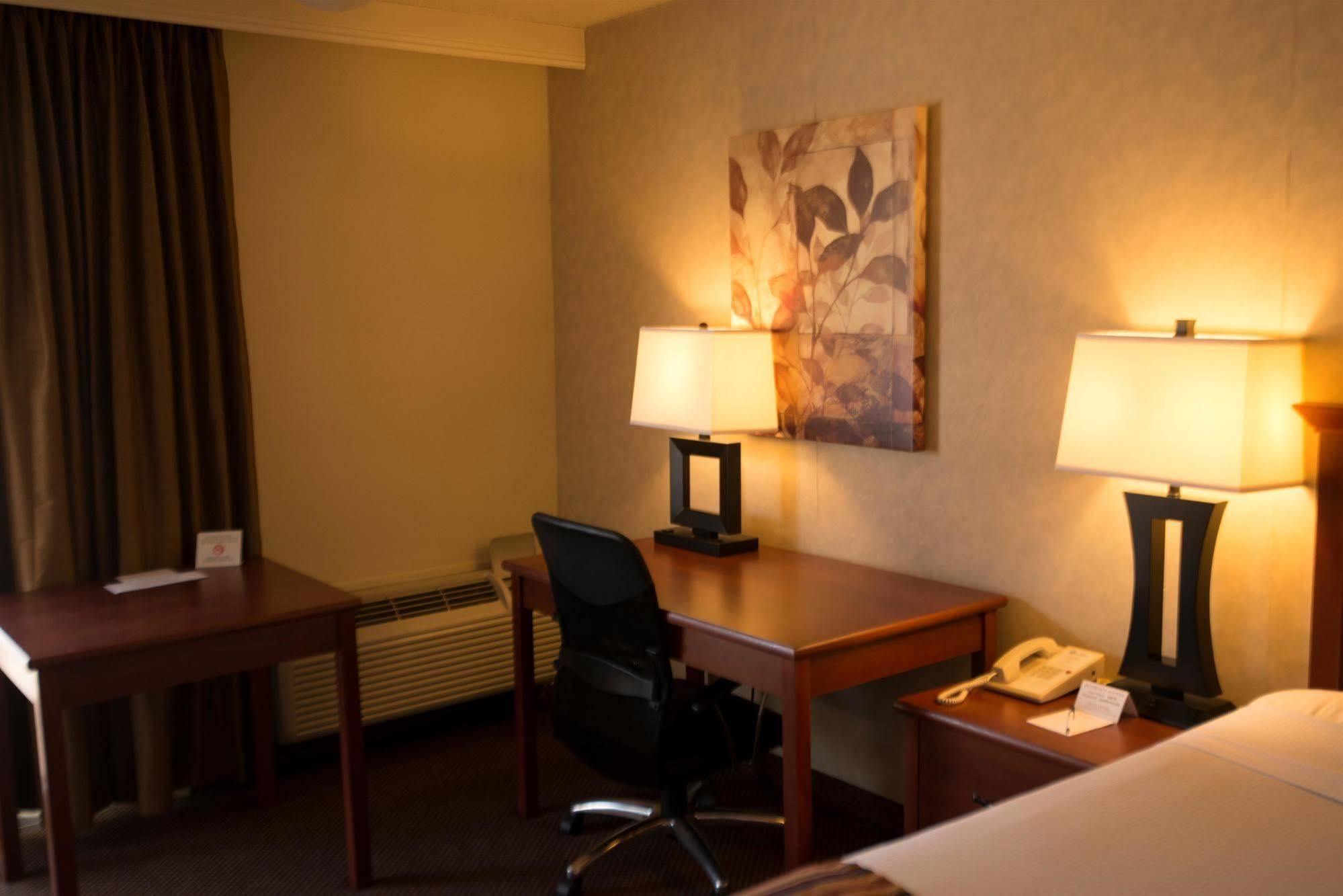 Best Western Sherwood Inn Clarksville Eksteriør billede