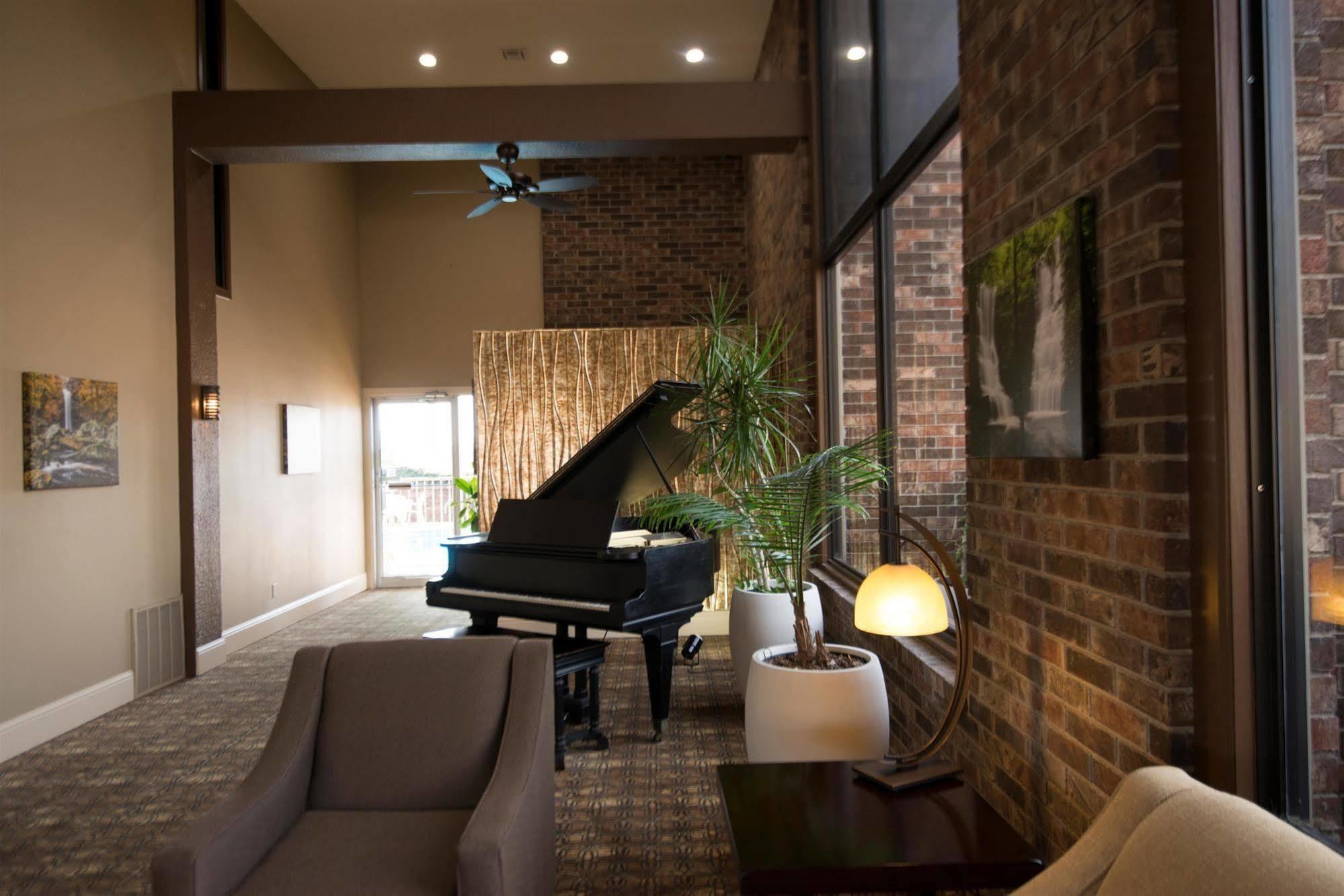 Best Western Sherwood Inn Clarksville Eksteriør billede